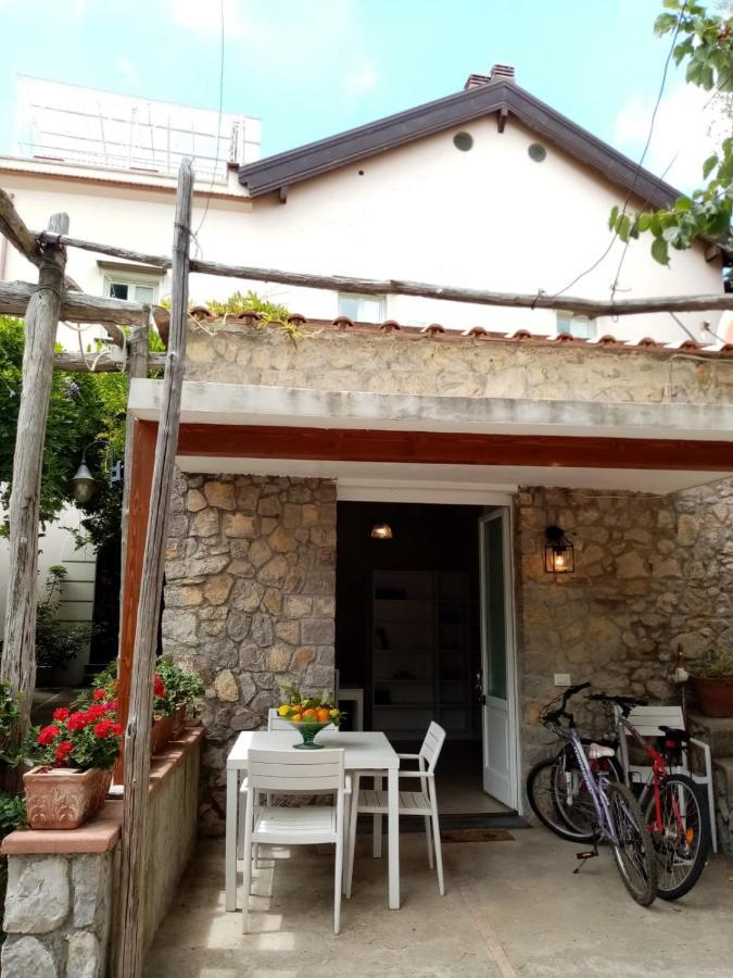 Apartamento Shedir Vico Equense Exterior foto